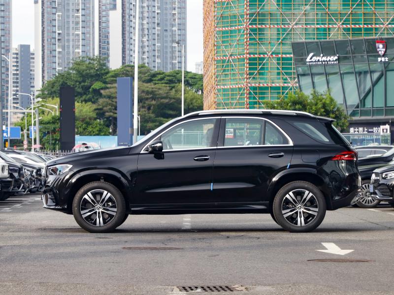 北京奔驰GLE新能源特价出售，最新报价67.48万！限时特惠